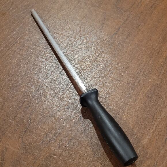 J.A. Henckels International 8.75" Knife Sharpening Honing Rod - Picture 7 of 7